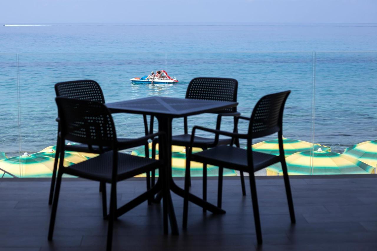 Villaggio Albergo Da Ciccio Sul Mare Capo Vaticano Exteriör bild